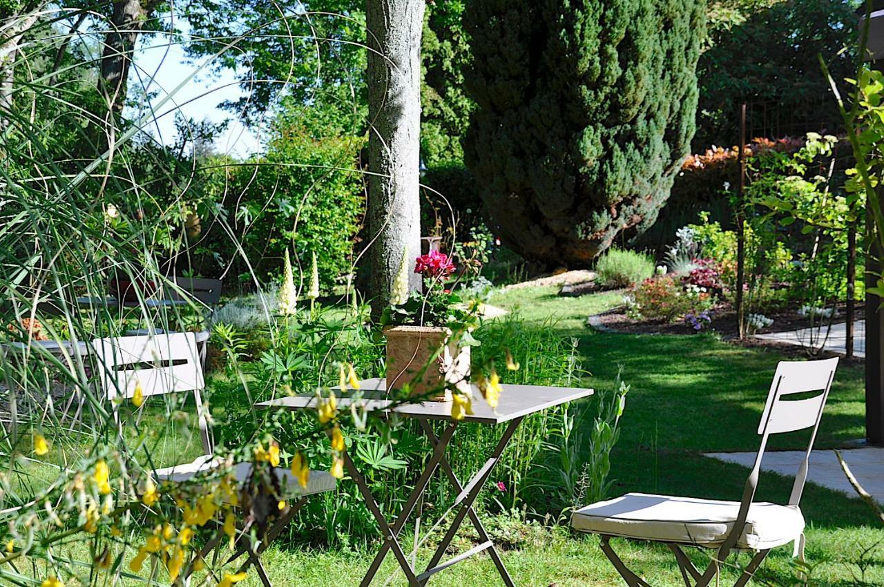 Au Jardin De Lisa Bed and Breakfast Cherreau Eksteriør billede